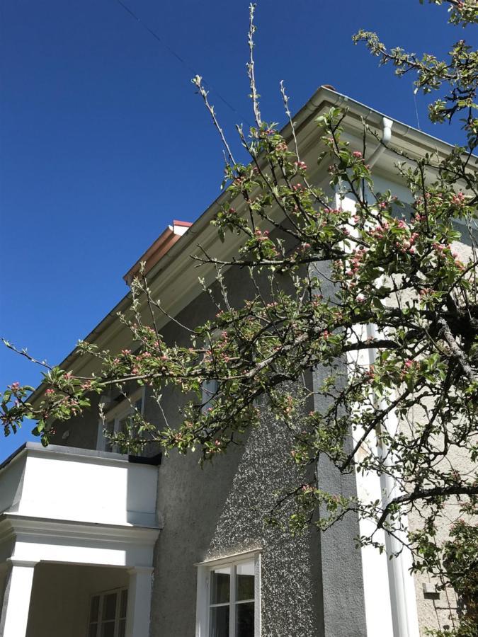Vandrarhemmet Oestergatan Skovde Bagian luar foto